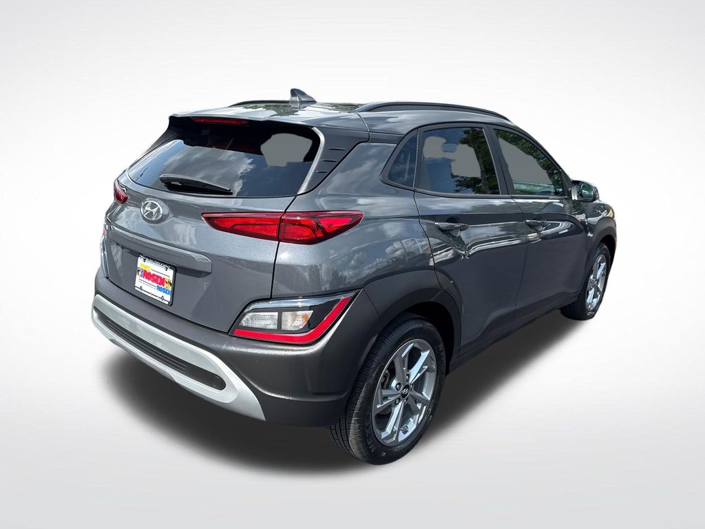 2023 Hyundai Kona SEL - Photo 4