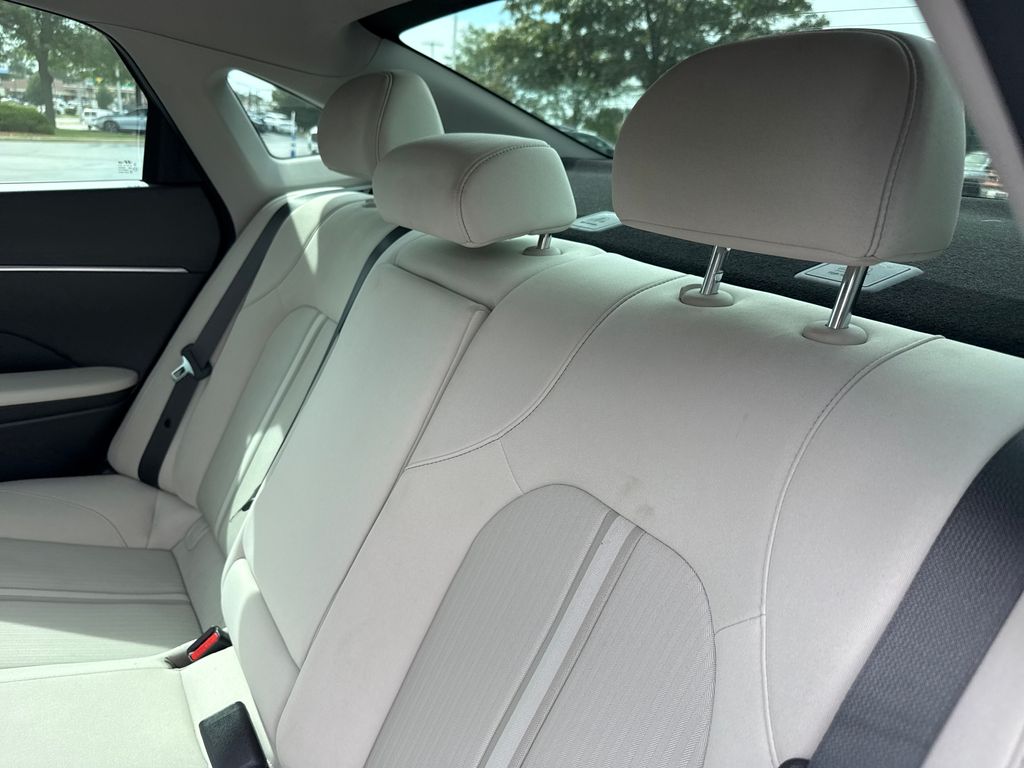 2024 Hyundai Sonata SEL - Photo 19