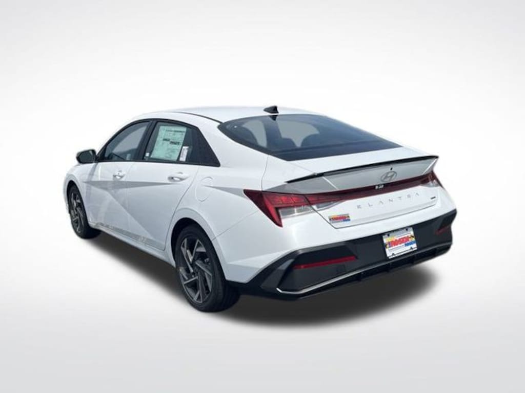 New 2025 Hyundai Elantra Hybrid SEL Sport Sedan