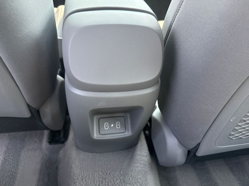 2024 Hyundai Elantra SEL - Photo 22