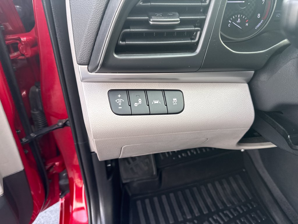 2020 Hyundai Elantra Value Edition - Photo 14