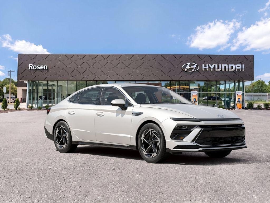New 2026 Hyundai Sonata SEL Sport Sedan