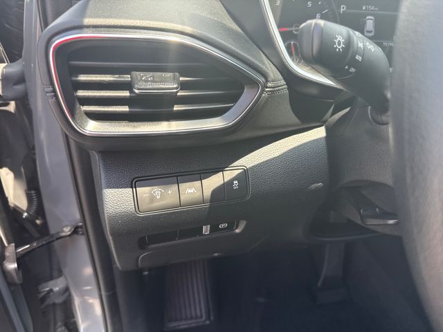 2021 Hyundai Santa Fe SE - Photo 15