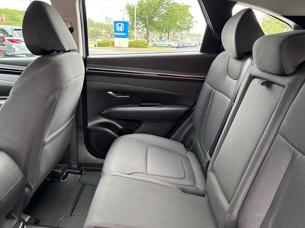 2024 Hyundai Tucson SE - Photo 19