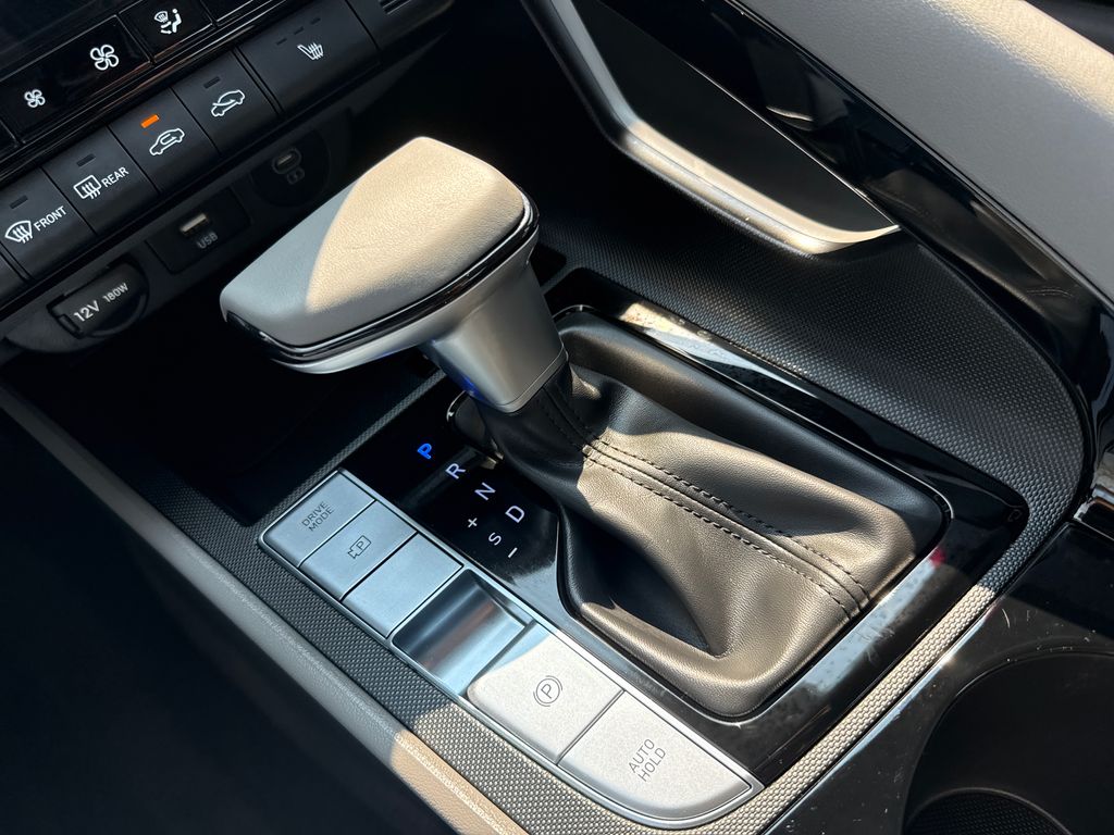 2024 Hyundai Elantra SEL - Photo 29