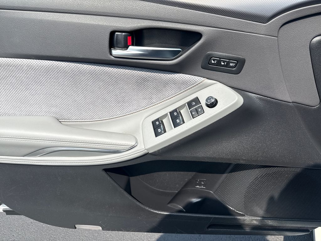 2019 Toyota Avalon Touring - Photo 9