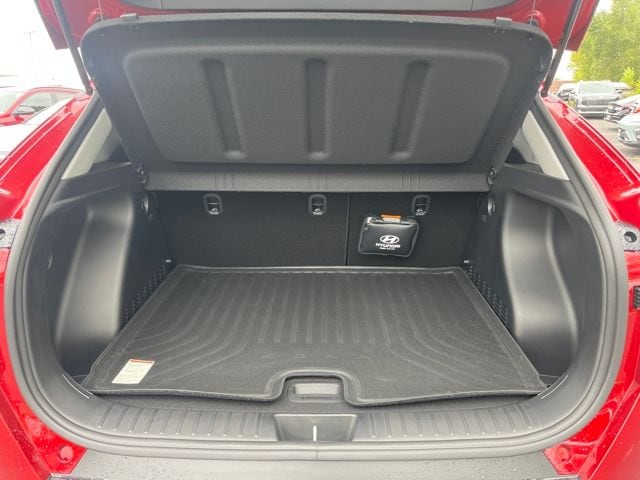 2026 Hyundai Kona SEL photo 4