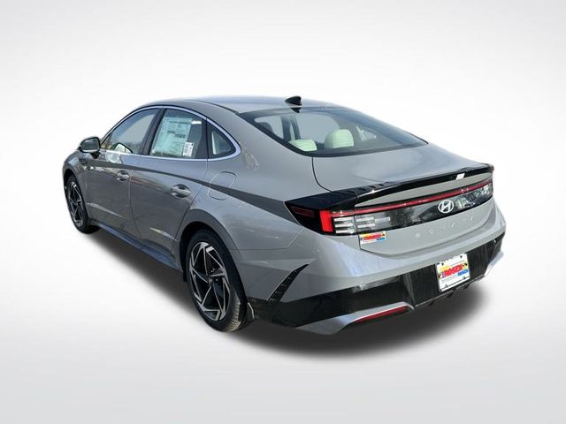 2026 Hyundai Sonata SEL Sport photo 3