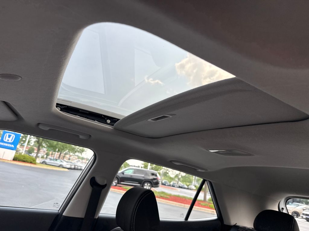 2023 Hyundai Venue SEL - Photo 16