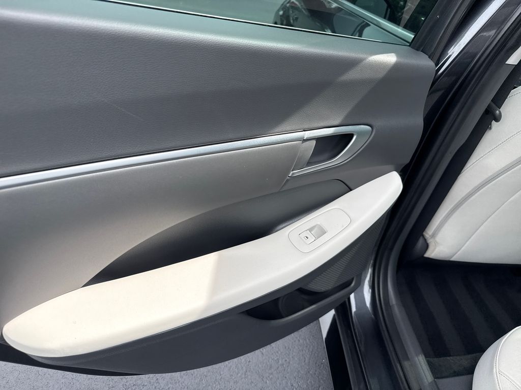 2024 Hyundai Sonata SEL - Photo 17