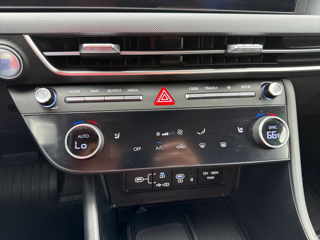 2025 Hyundai Sonata SEL - Photo 30