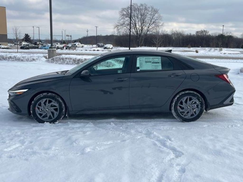 New 2026 Hyundai Elantra Hybrid Blue Sedan