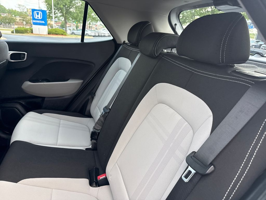 2023 Hyundai Venue SEL - Photo 19