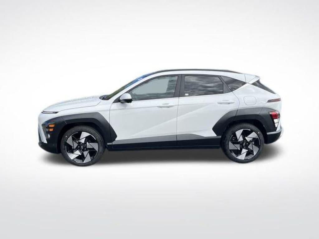 New 2026 Hyundai Kona Limited FWD SUV