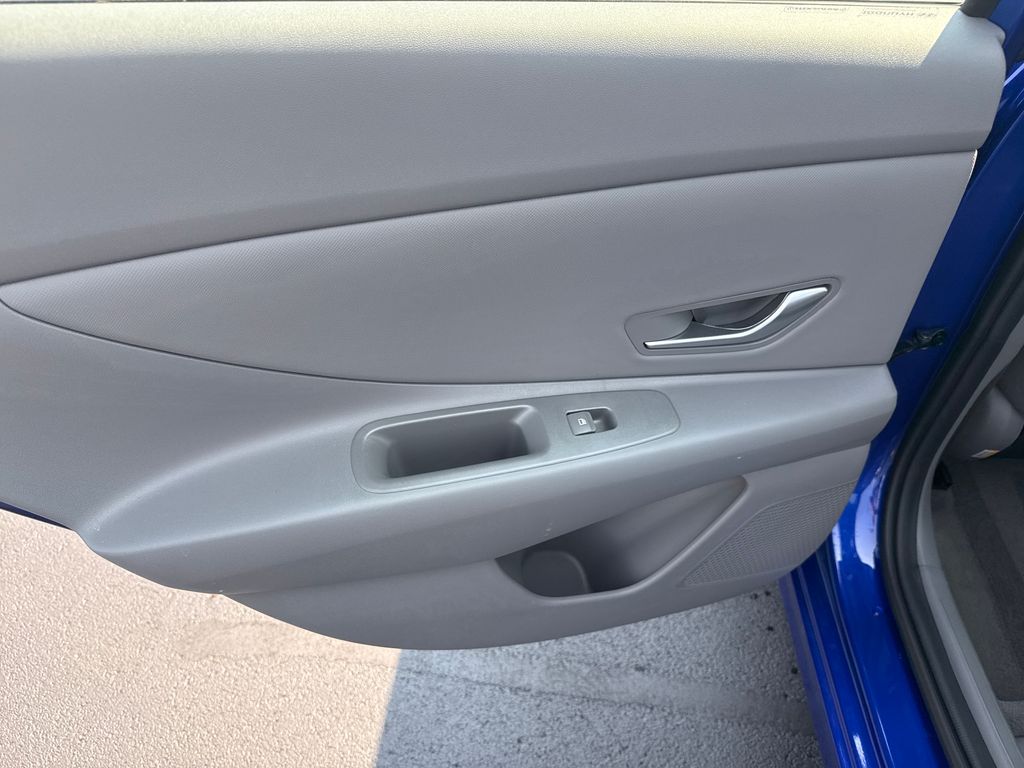 2024 Hyundai Elantra SEL - Photo 17