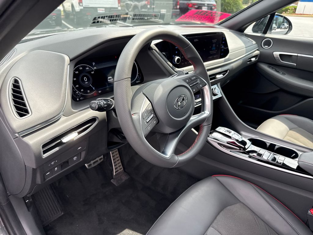 2023 Hyundai Sonata SEL Plus - Photo 14