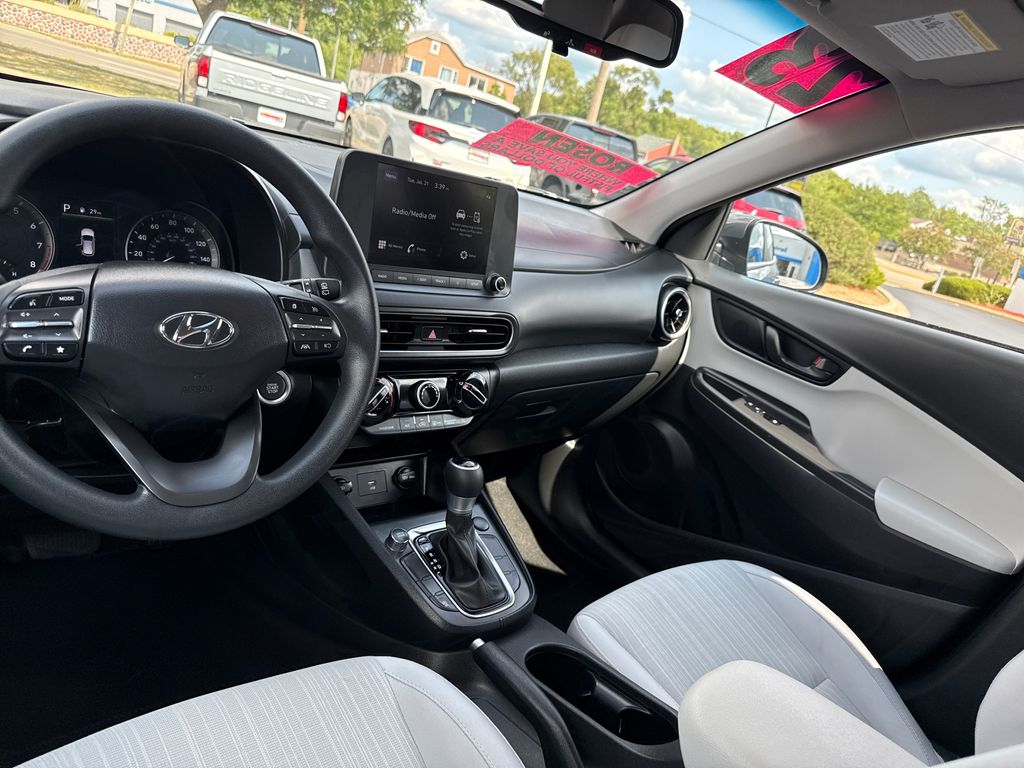 2023 Hyundai Kona SEL - Photo 22
