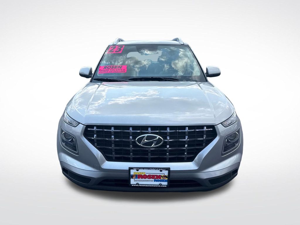 2023 Hyundai Venue SEL - Photo 8