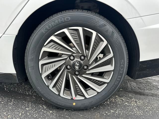 2025 Hyundai Sonata Hybrid SEL - Photo 32