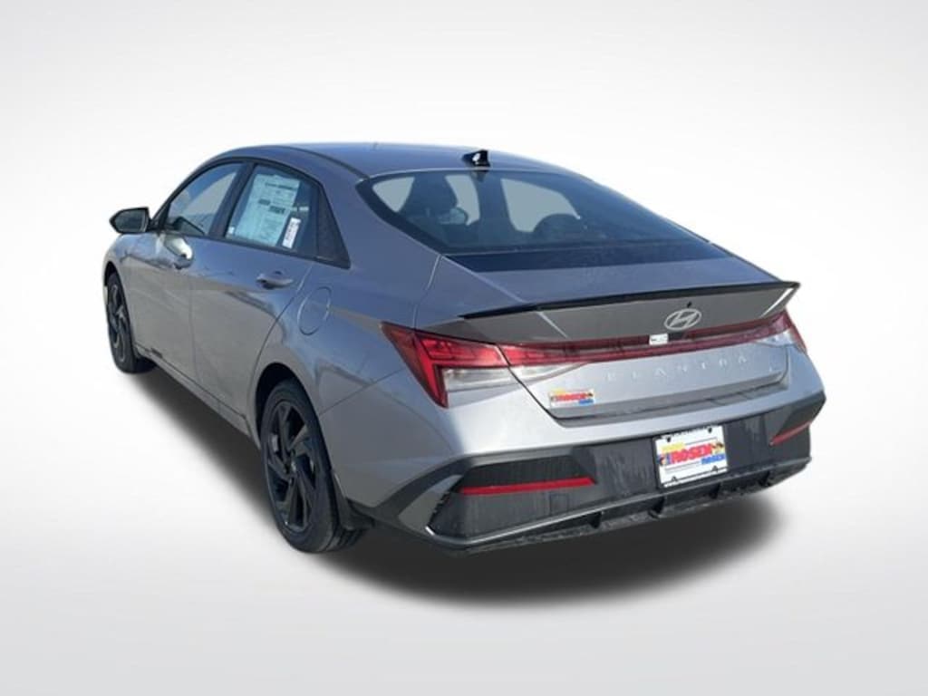 New 2026 Hyundai Elantra Hybrid SEL Sport Sedan