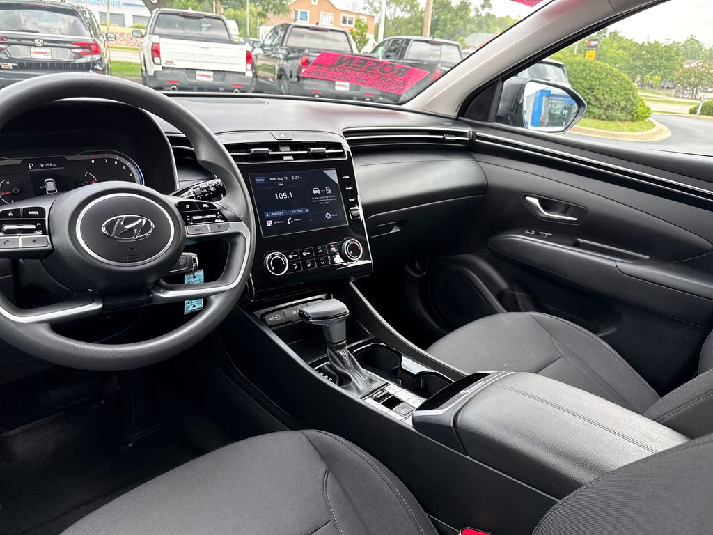 2024 Hyundai Tucson SE - Photo 23