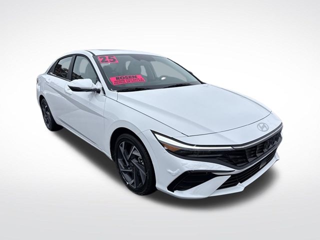 2025 Hyundai Elantra Limited - Photo 7