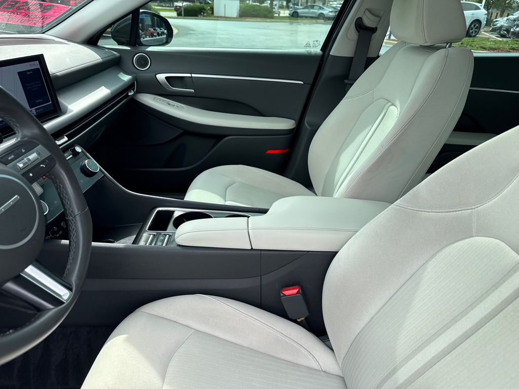 2024 Hyundai Sonata SEL - Photo 13
