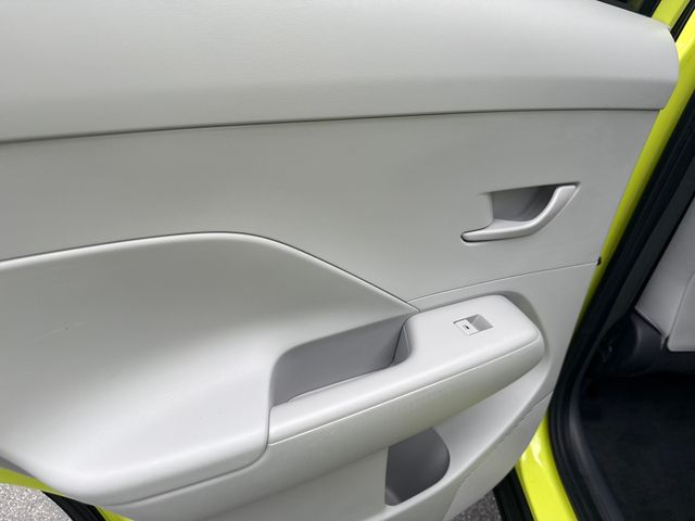 2024 Hyundai Kona SEL - Photo 16