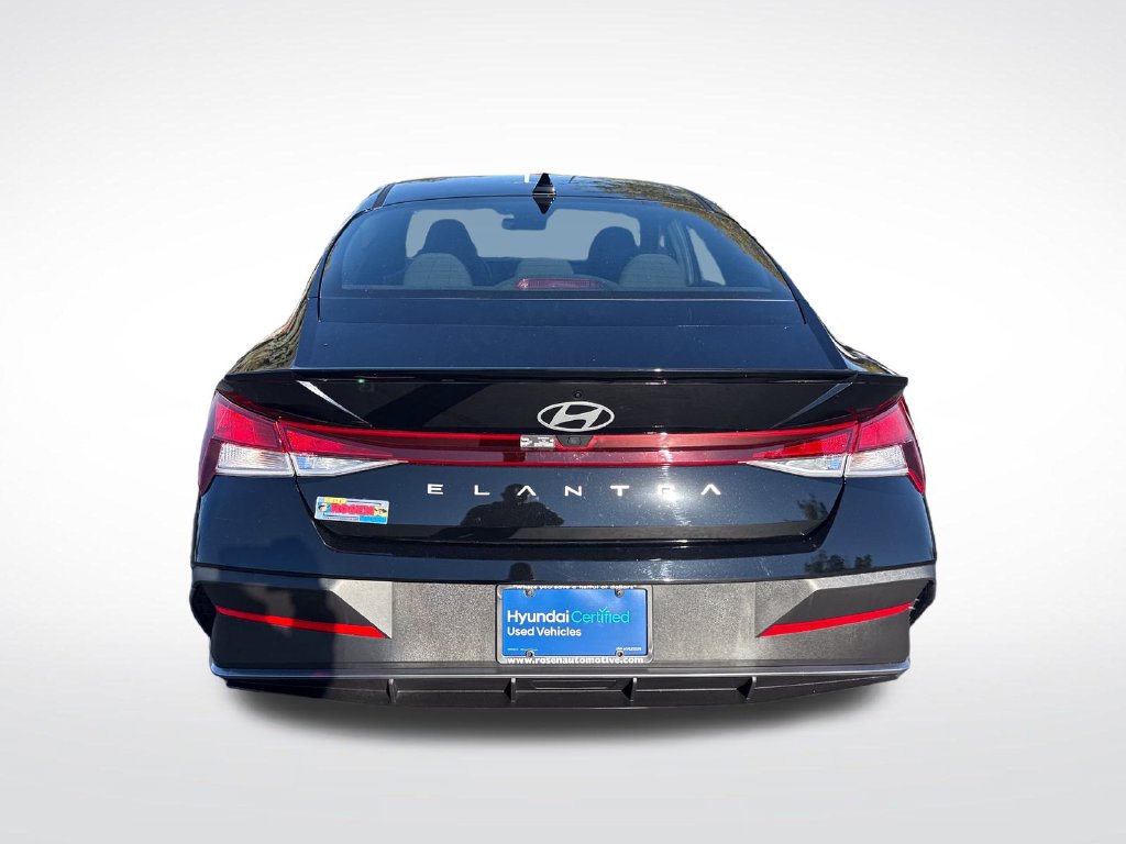 Certified 2025 Hyundai