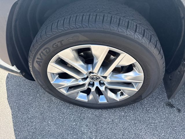 2021 Toyota RAV4 Limited - Photo 41