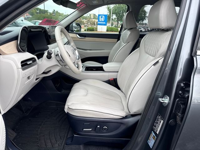 2023 Hyundai Palisade Limited - Photo 11