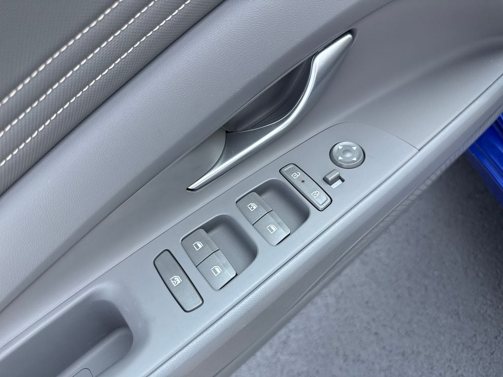 2024 Hyundai Elantra SEL - Photo 10