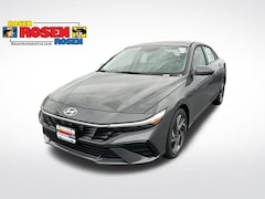 2026 Hyundai Elantra Limited Sedan