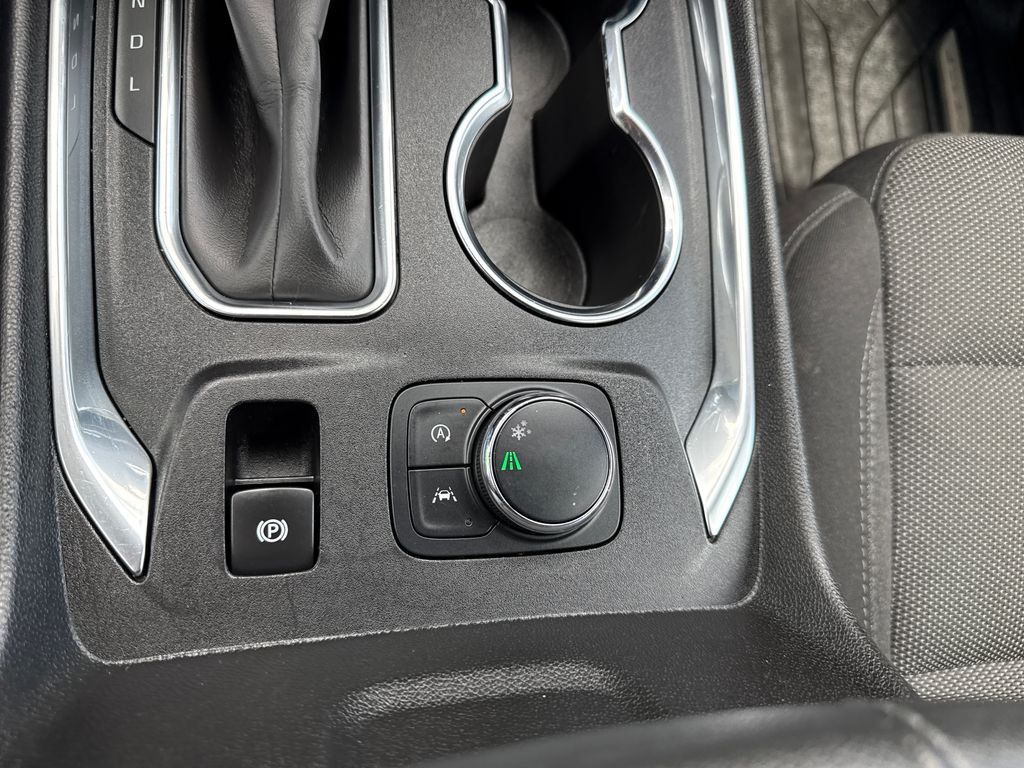 2022 Chevrolet Traverse 1LT - Photo 30