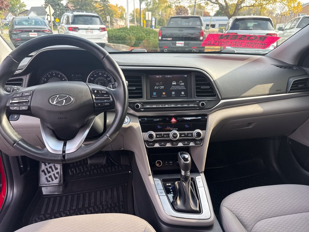 2020 Hyundai Elantra Value Edition - Photo 22