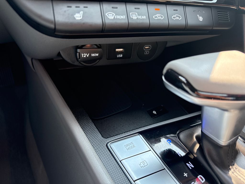 2024 Hyundai Elantra SEL - Photo 30