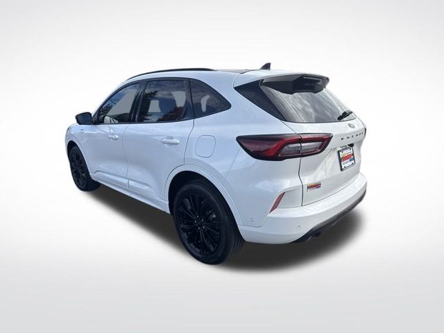 2023 Ford Escape ST-Line Elite photo 3