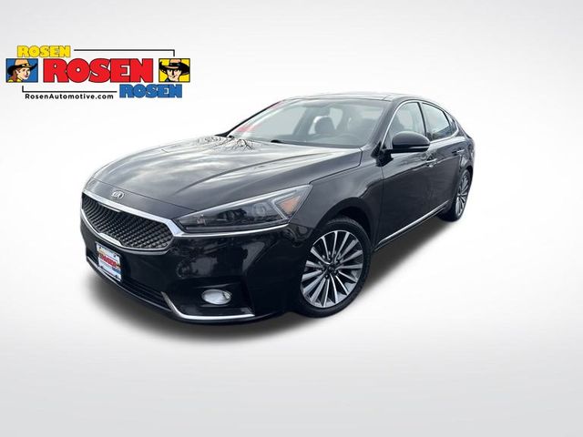 2017 Kia Cadenza Premium's photo
