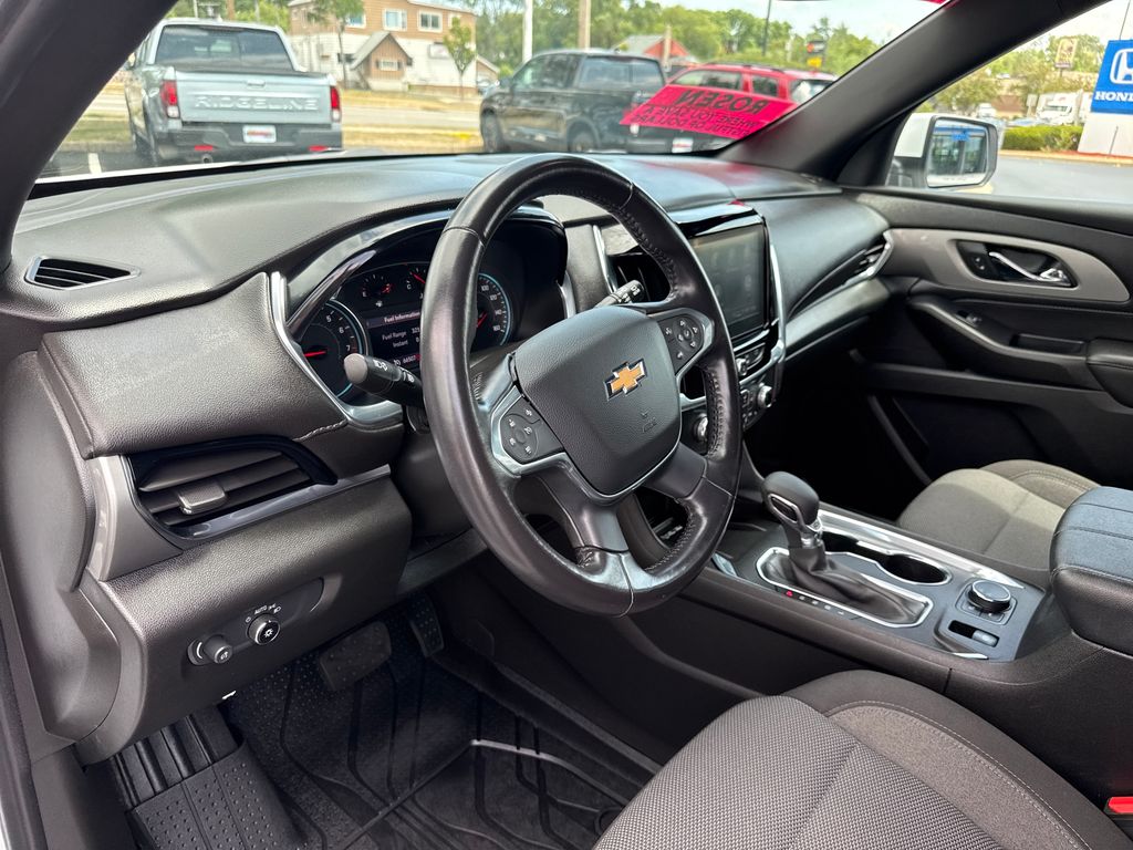 2022 Chevrolet Traverse 1LT - Photo 14