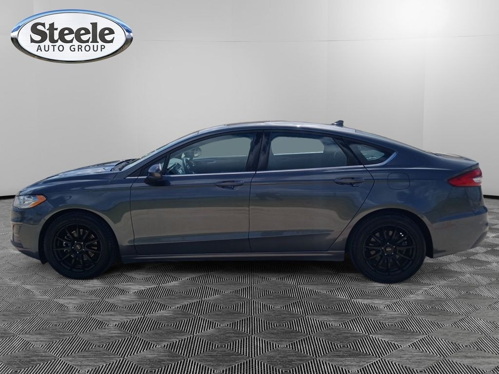 Used 2020 Ford Fusion SE Sedan