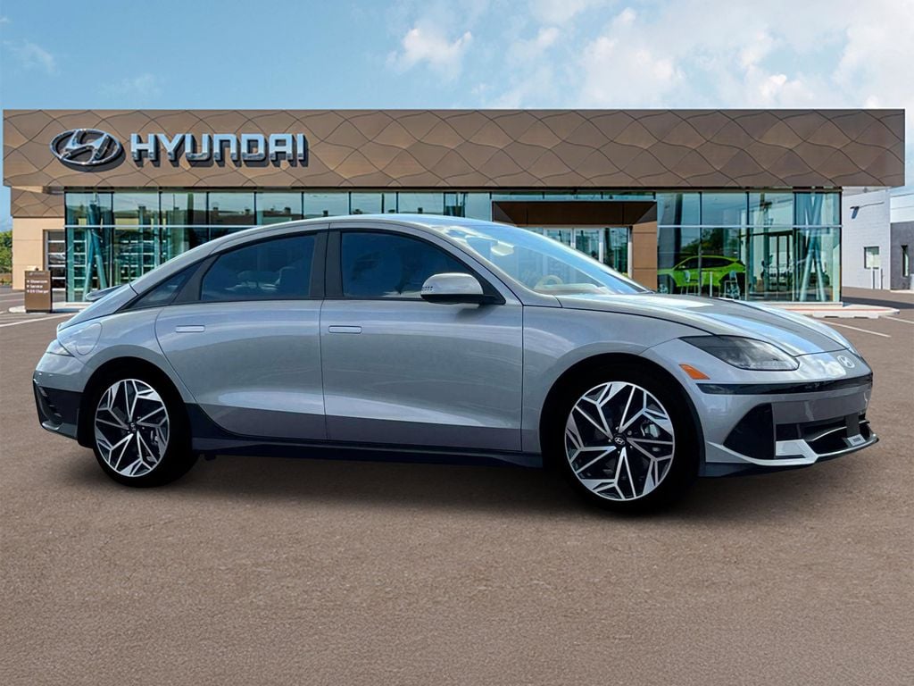 2025 Hyundai IONIQ 6 SEL - Photo 10