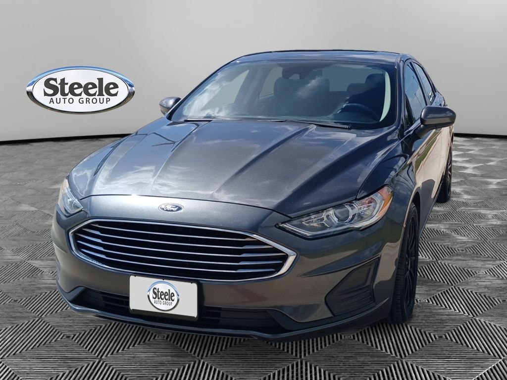 Used 2020 Ford Fusion SE Sedan