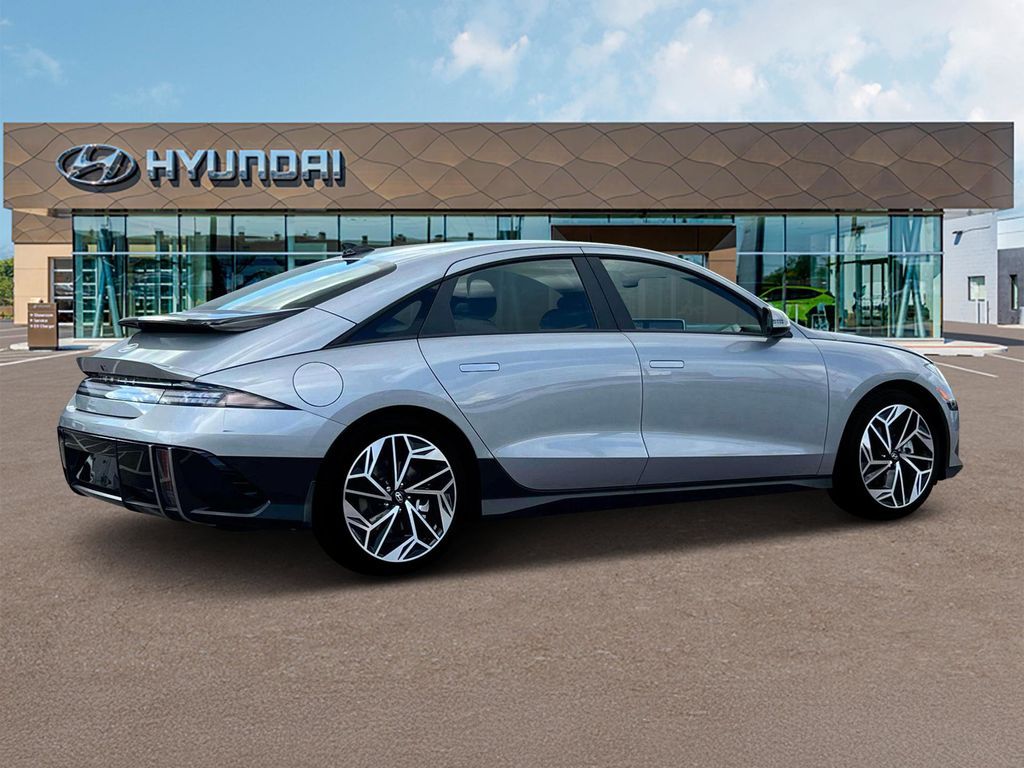 2025 Hyundai IONIQ 6 SEL - Photo 8