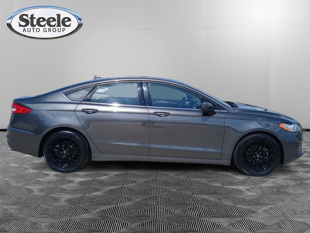 Used 2020 Ford Fusion SE Sedan