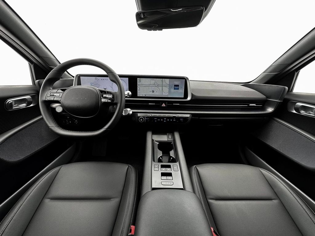 2025 Hyundai IONIQ 6 SEL - Photo 13