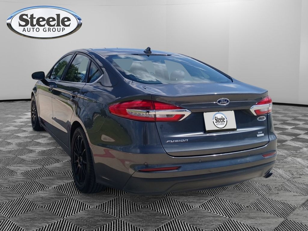 Used 2020 Ford Fusion SE Sedan