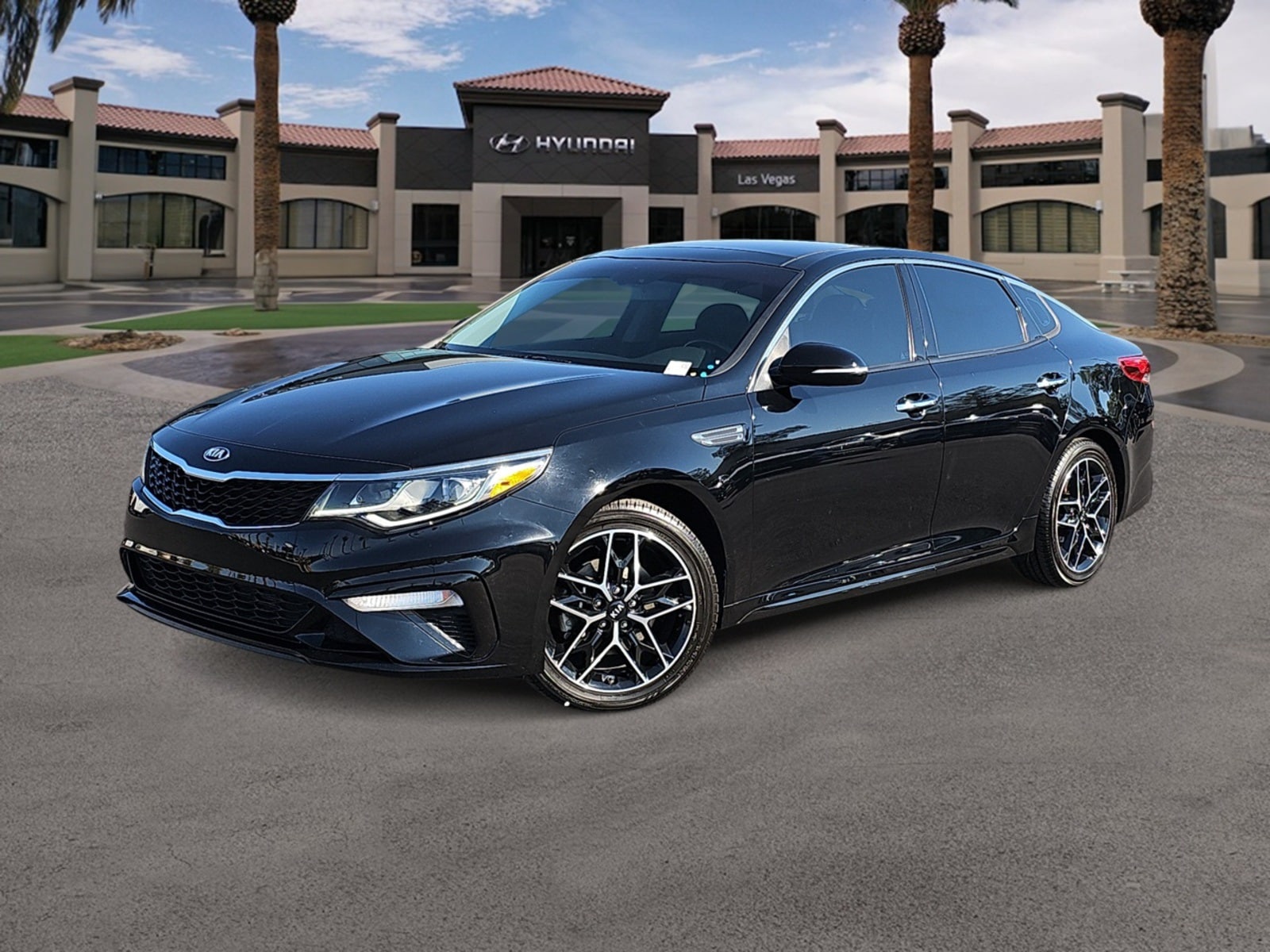Thumbnail: 2020 Kia Optima - 2