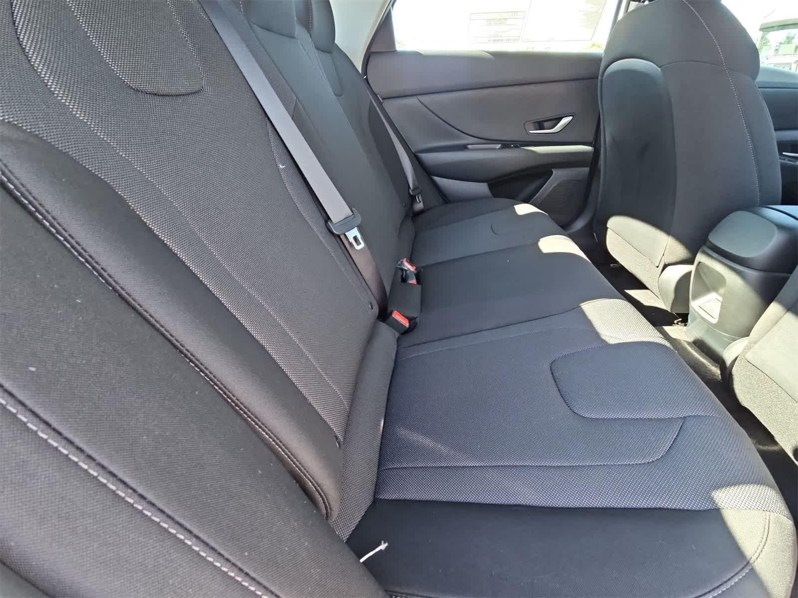 Thumbnail: 2026 Hyundai Elantra - 17