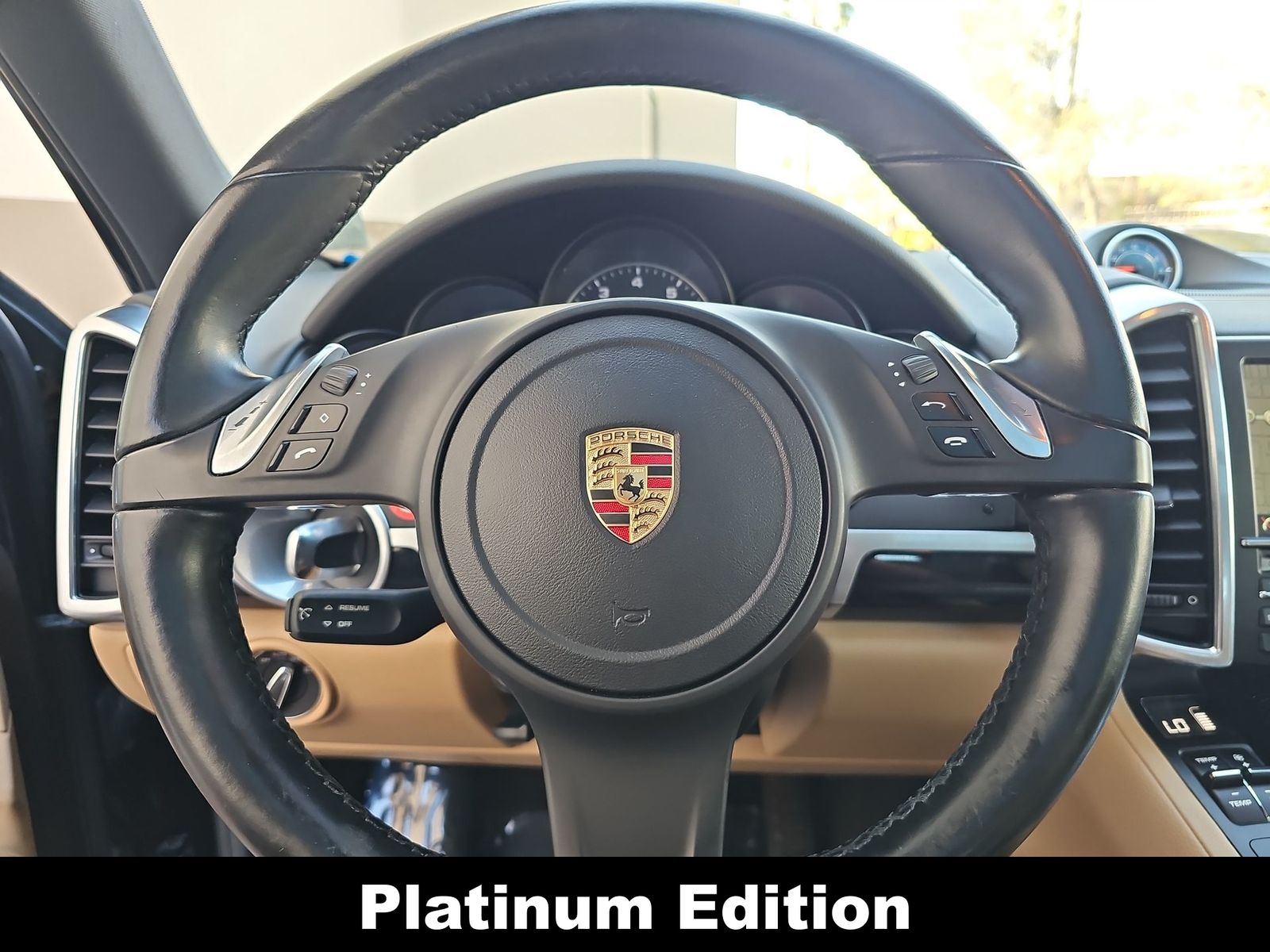 Thumbnail: 2014 Porsche Cayenne - 19