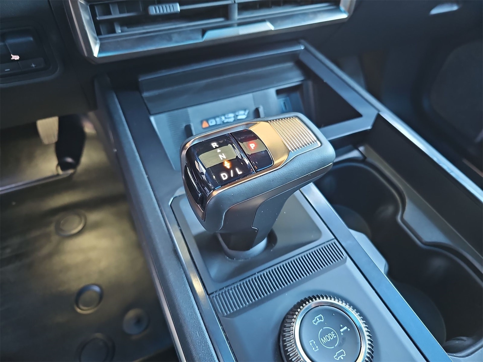 Thumbnail: 2024 GMC Hummer EV - 21